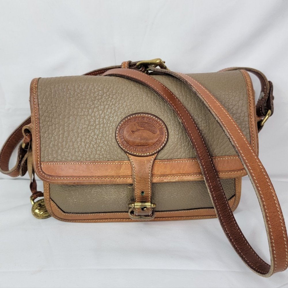 Classic Dooney & Bourke Brown Leather Bag